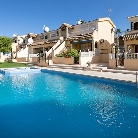 Heads 2 Holiday Homes Apartment Villamartin  Luaran gambar