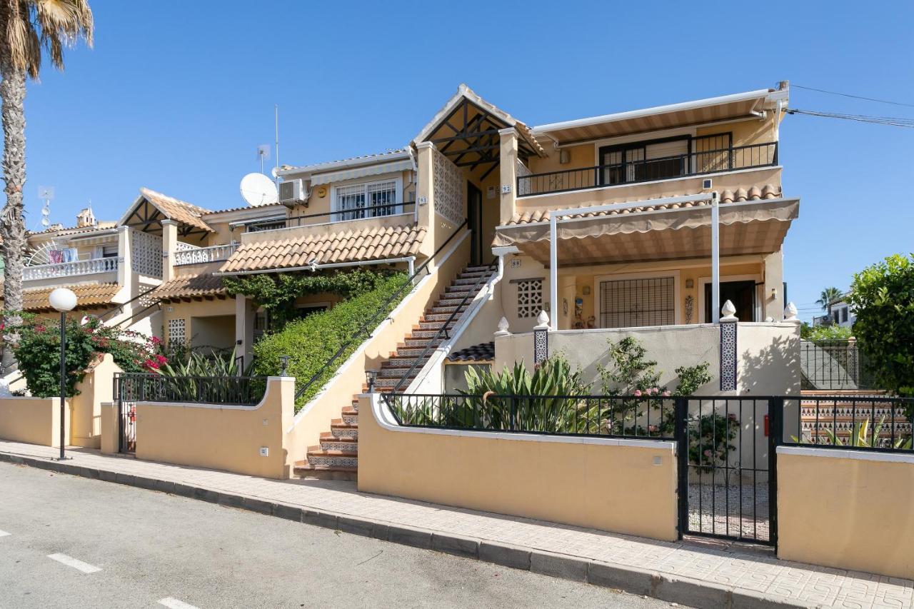 Heads 2 Holiday Homes Apartment Villamartin  Luaran gambar